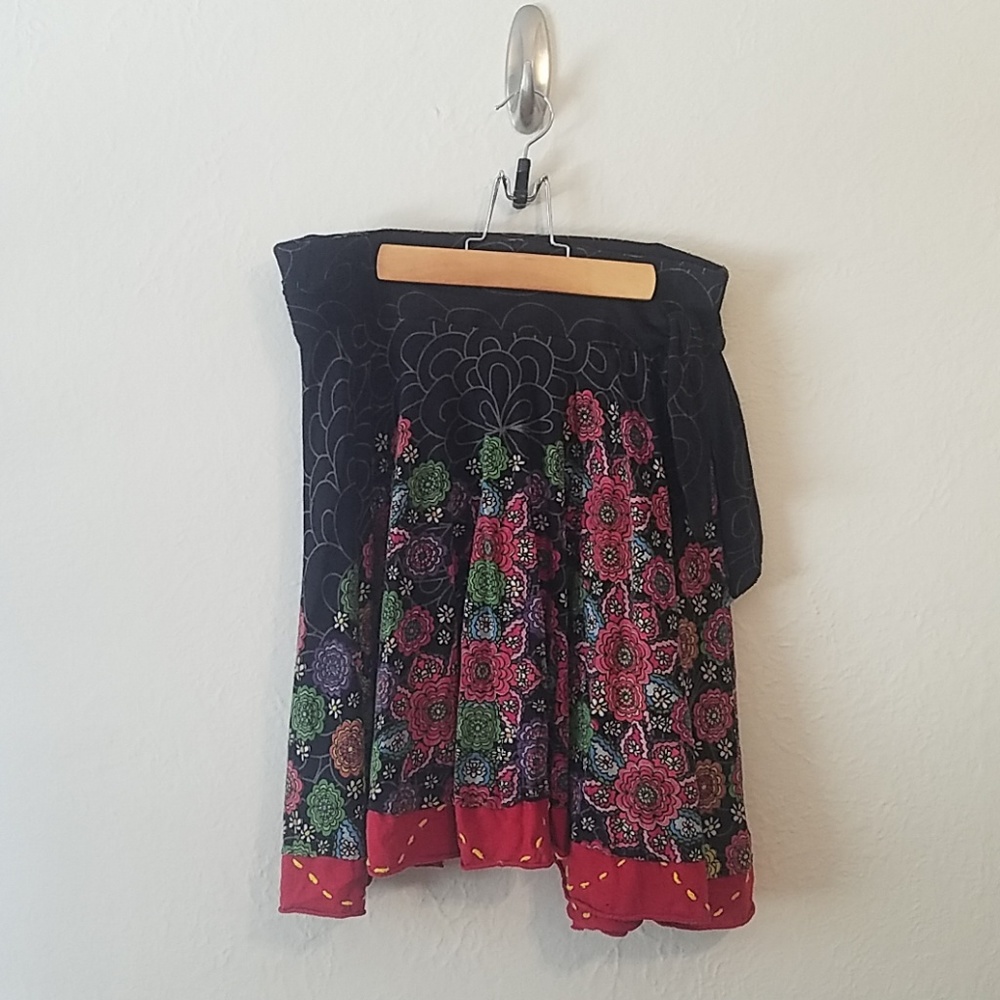 Desigual Black Multi Floral Skirt, size M